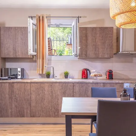 Titus Cfu Appartement