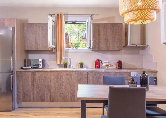 Titus Cfu Apartament